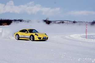 凌驾六巡，微醺