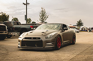 2,438马力NISSAN GT-R创新1/4英里纪录