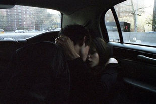 情侣在车上的那点事儿