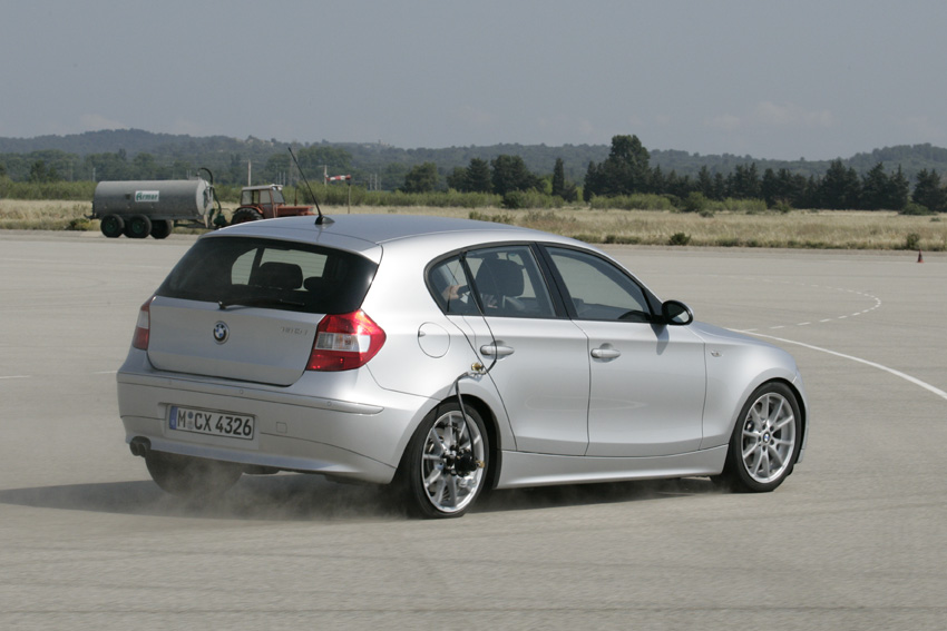 ��ǿ����̥ͻȻ©������