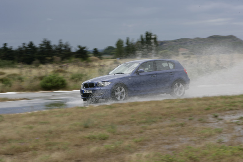 ����130i�������ϵĶ�̬����