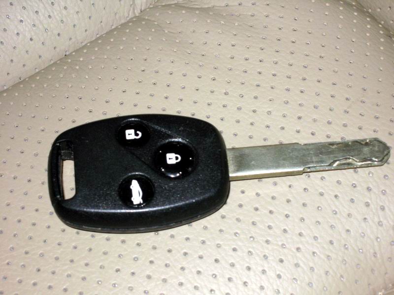 比亚迪f6遥控钥匙