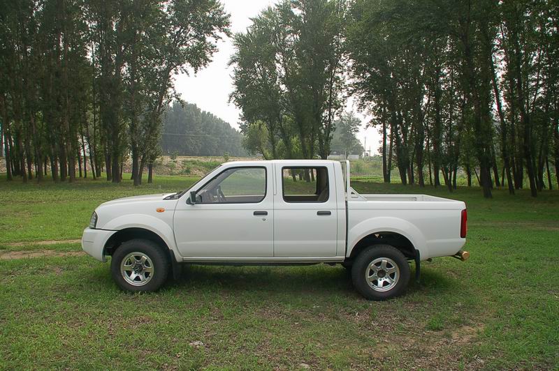 试驾郑州日产皮卡d22