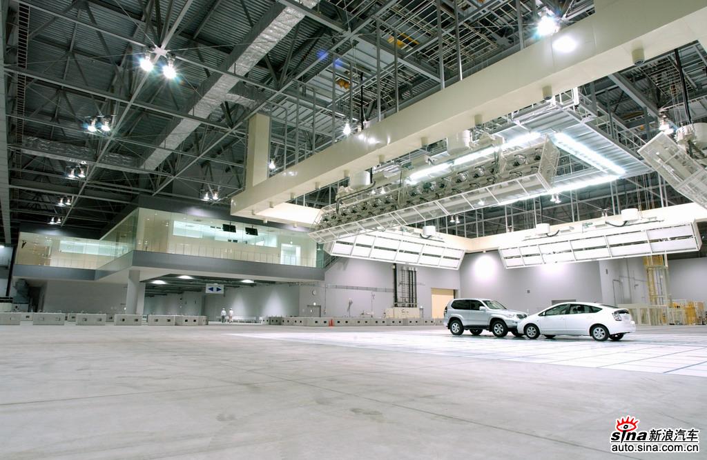 Yaris��ȫ��ײ