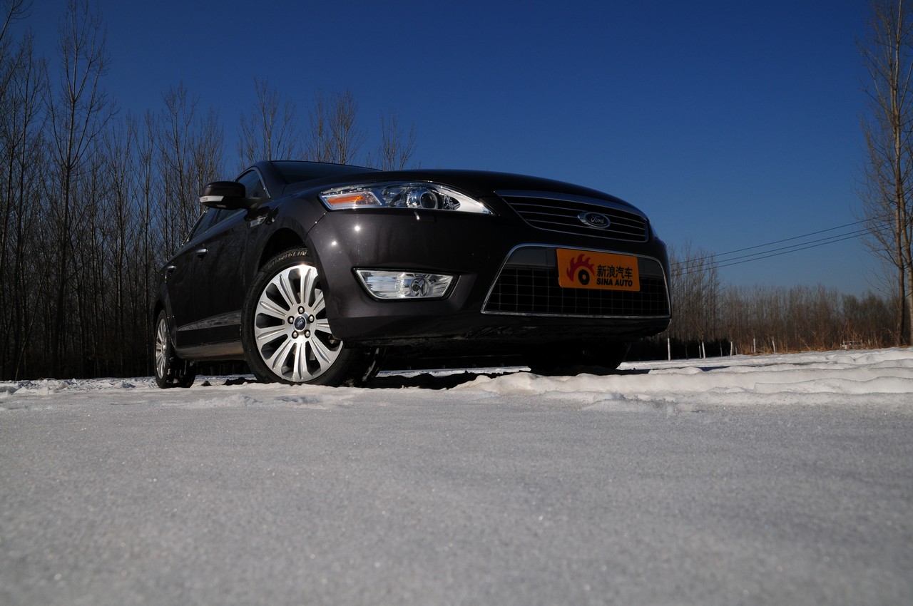 2010款蒙迪欧致胜致胜至尊型外观