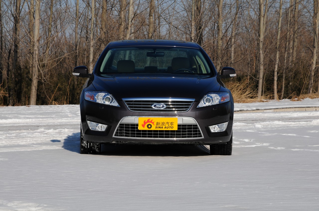 2010款蒙迪欧致胜致胜至尊型外观