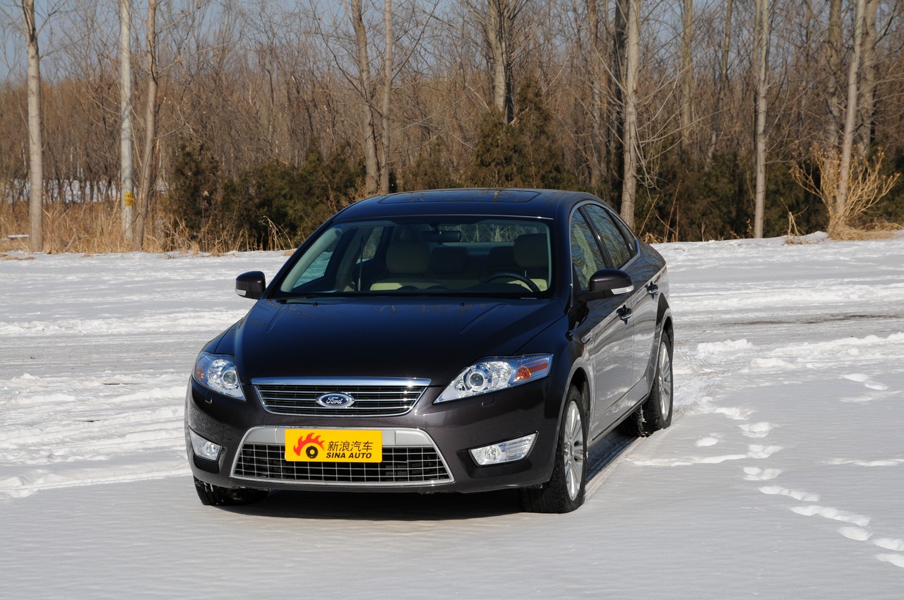 2010款蒙迪欧致胜致胜至尊型外观