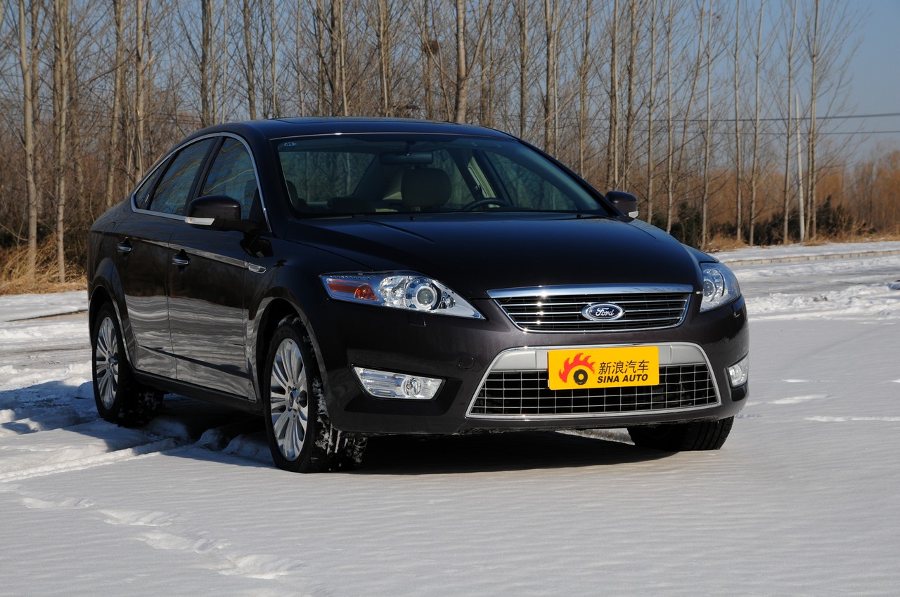 2010款蒙迪欧致胜致胜至尊型外观