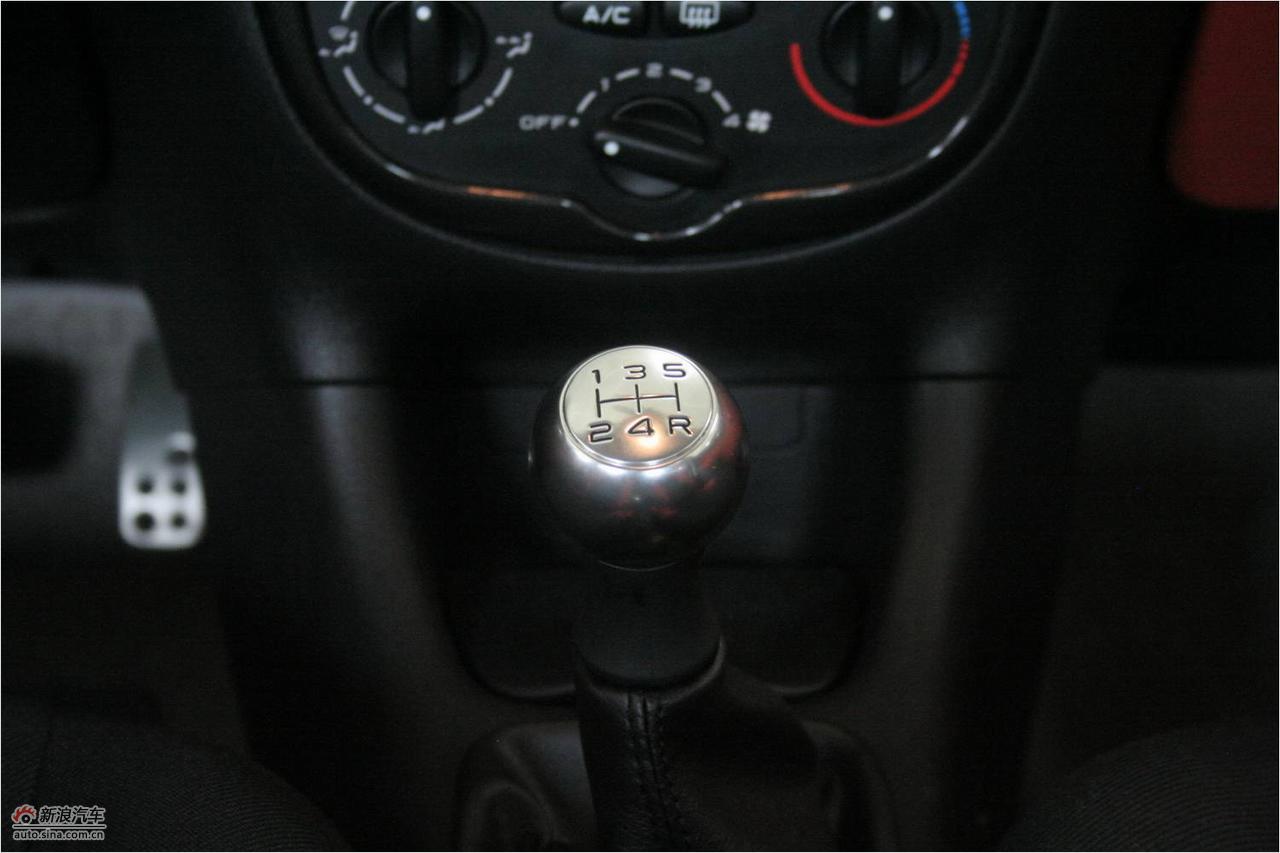 2010款东风雪铁龙C2