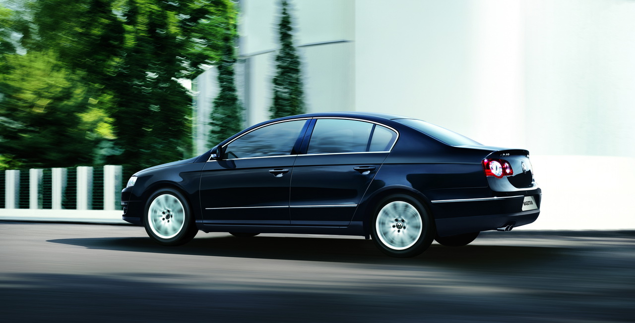 2011款一汽大众迈腾资料图