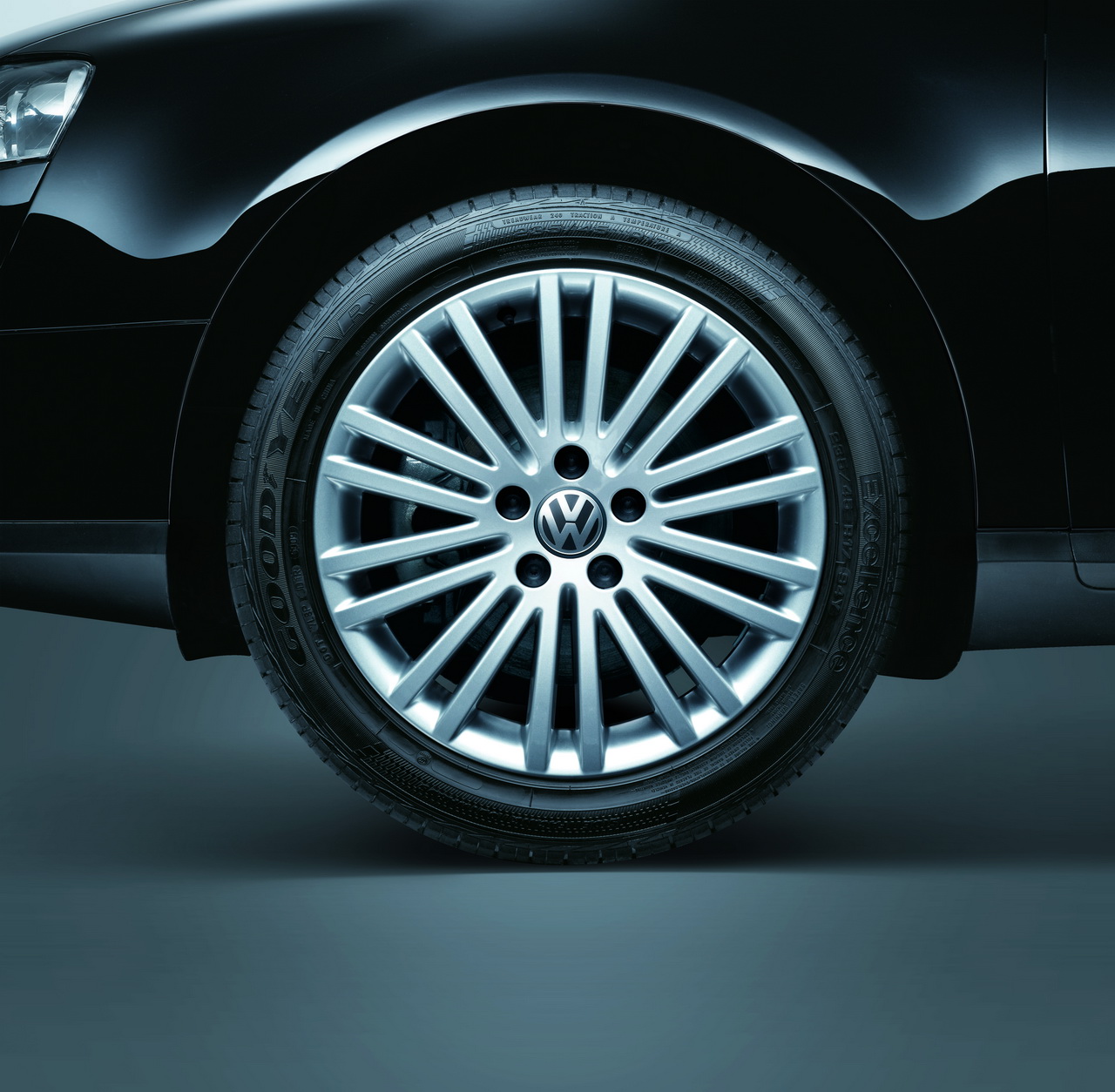 2011款一汽大众迈腾资料图