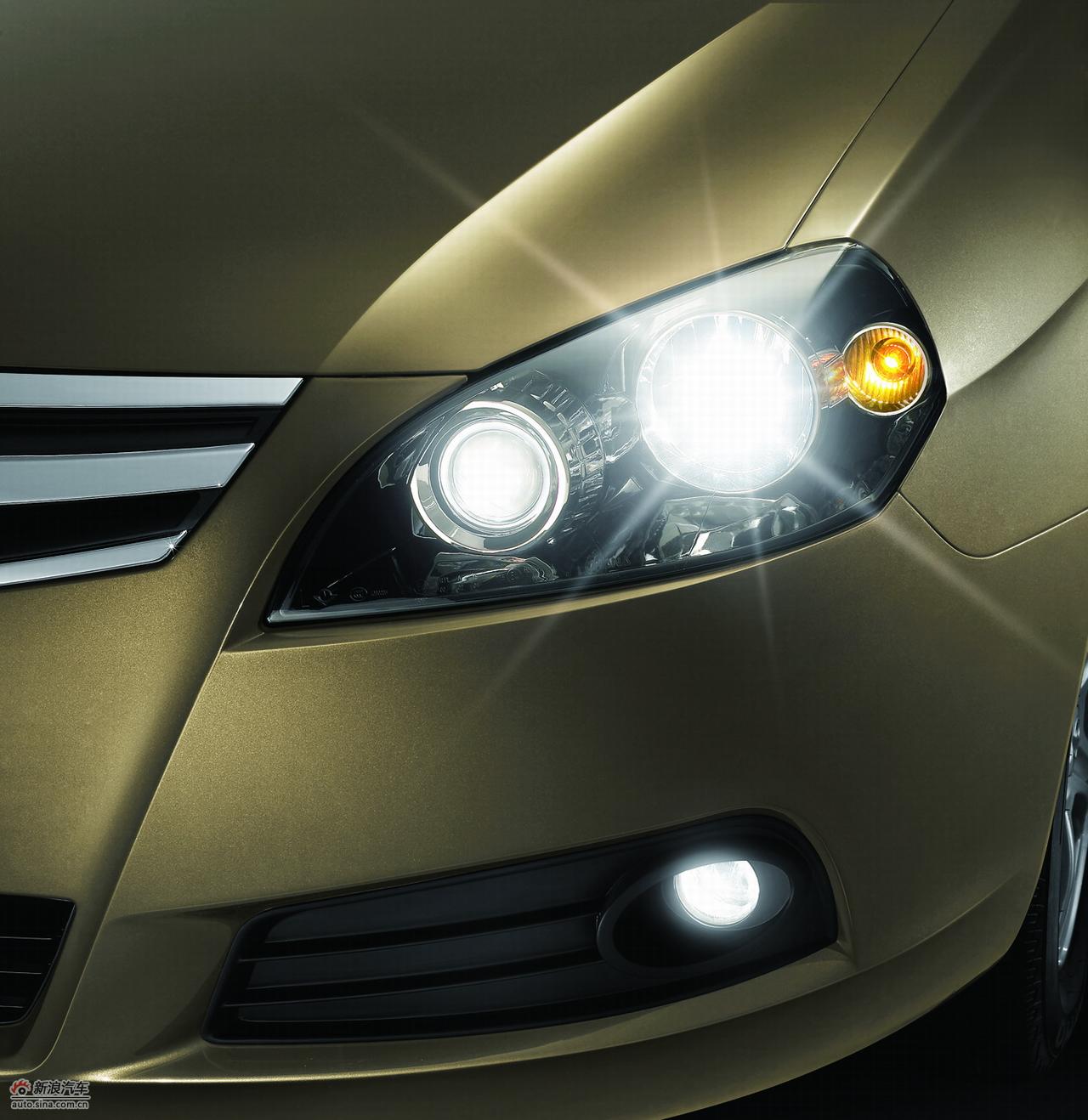 CX30志翔两厢外观资料图