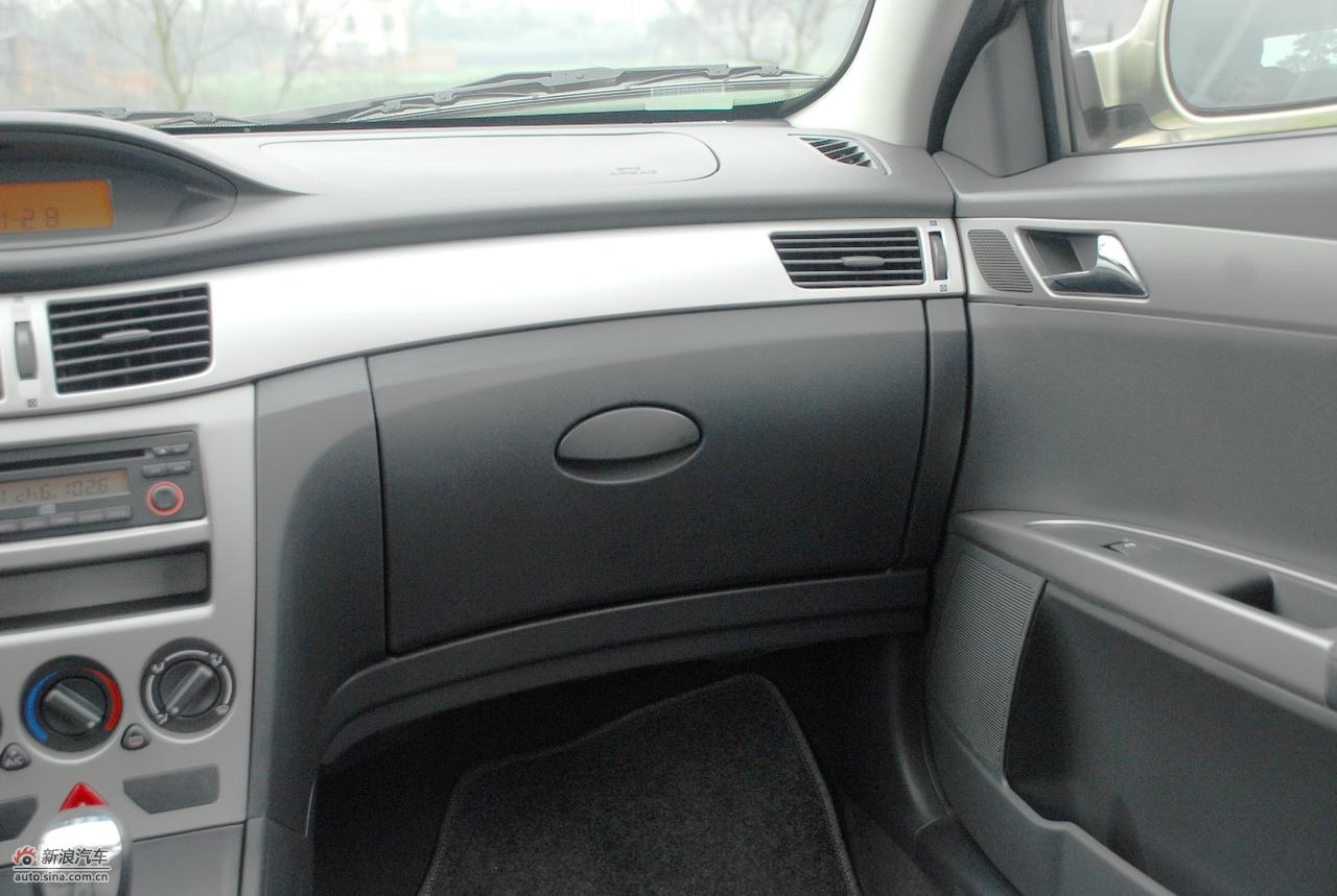 风神H30 1.6L手动尊雅型