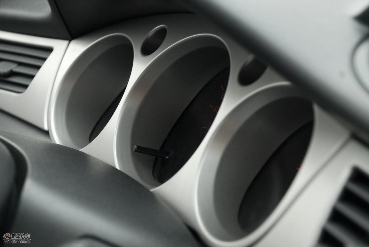 风神H30 1.6L手动尊雅型