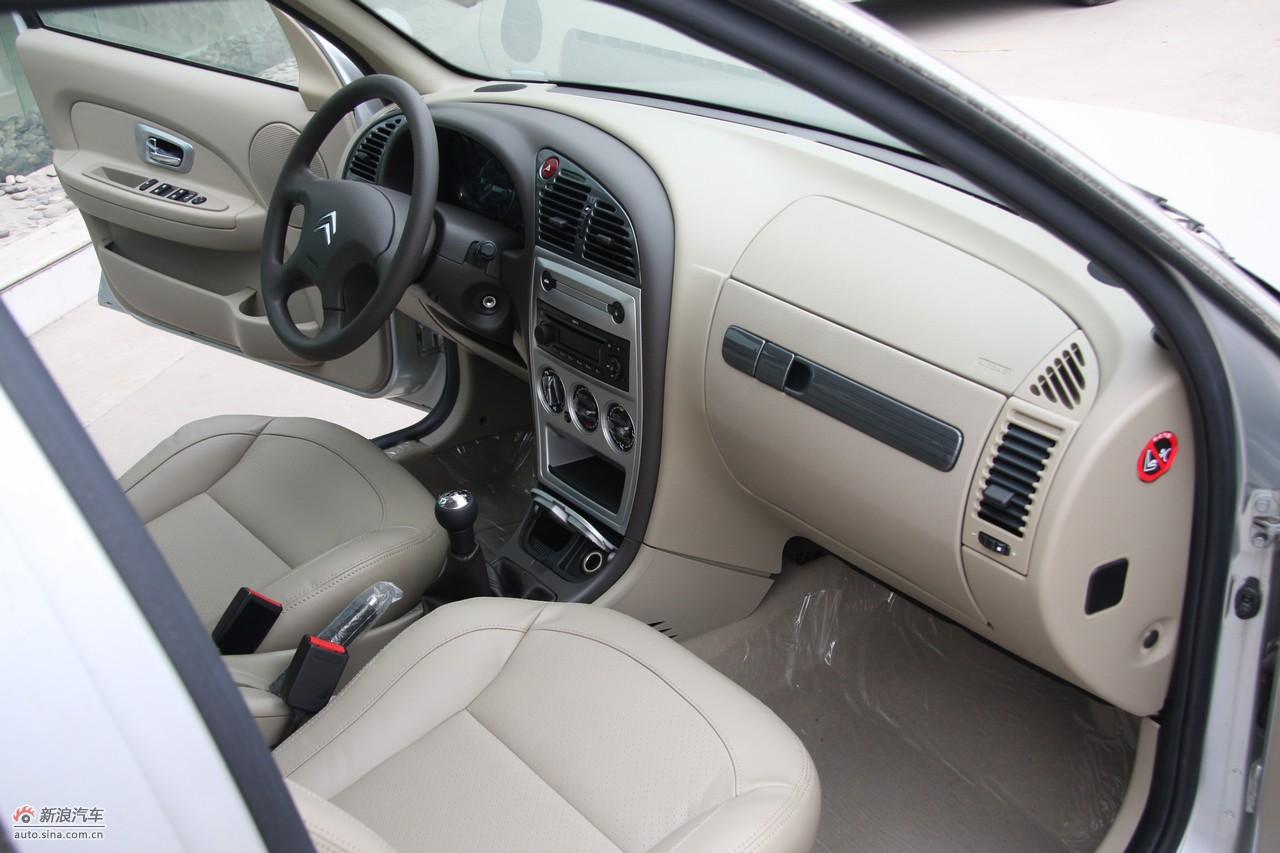 新爱丽舍2010款 内饰