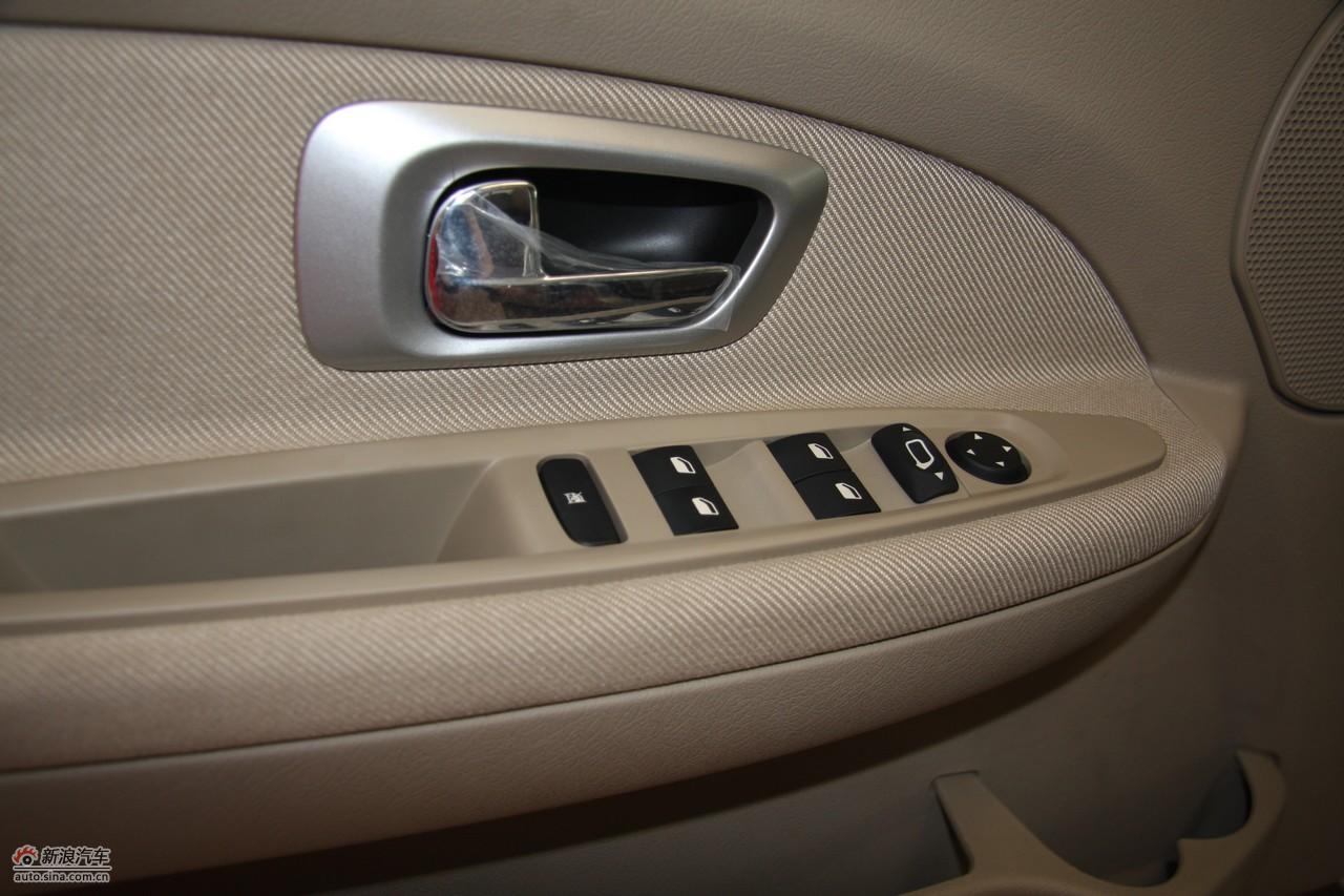 新爱丽舍2010款 内饰