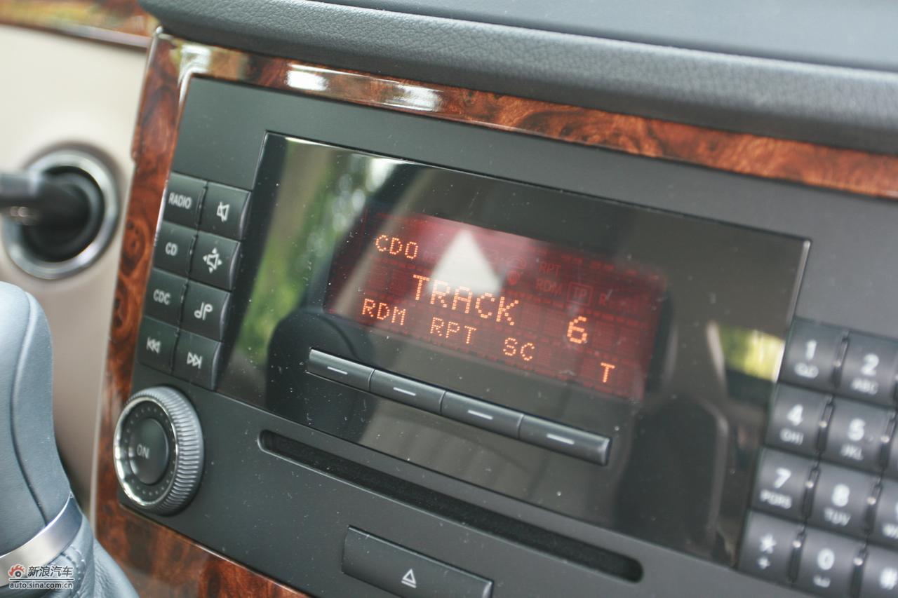 国产奔驰唯雅诺尊贵版