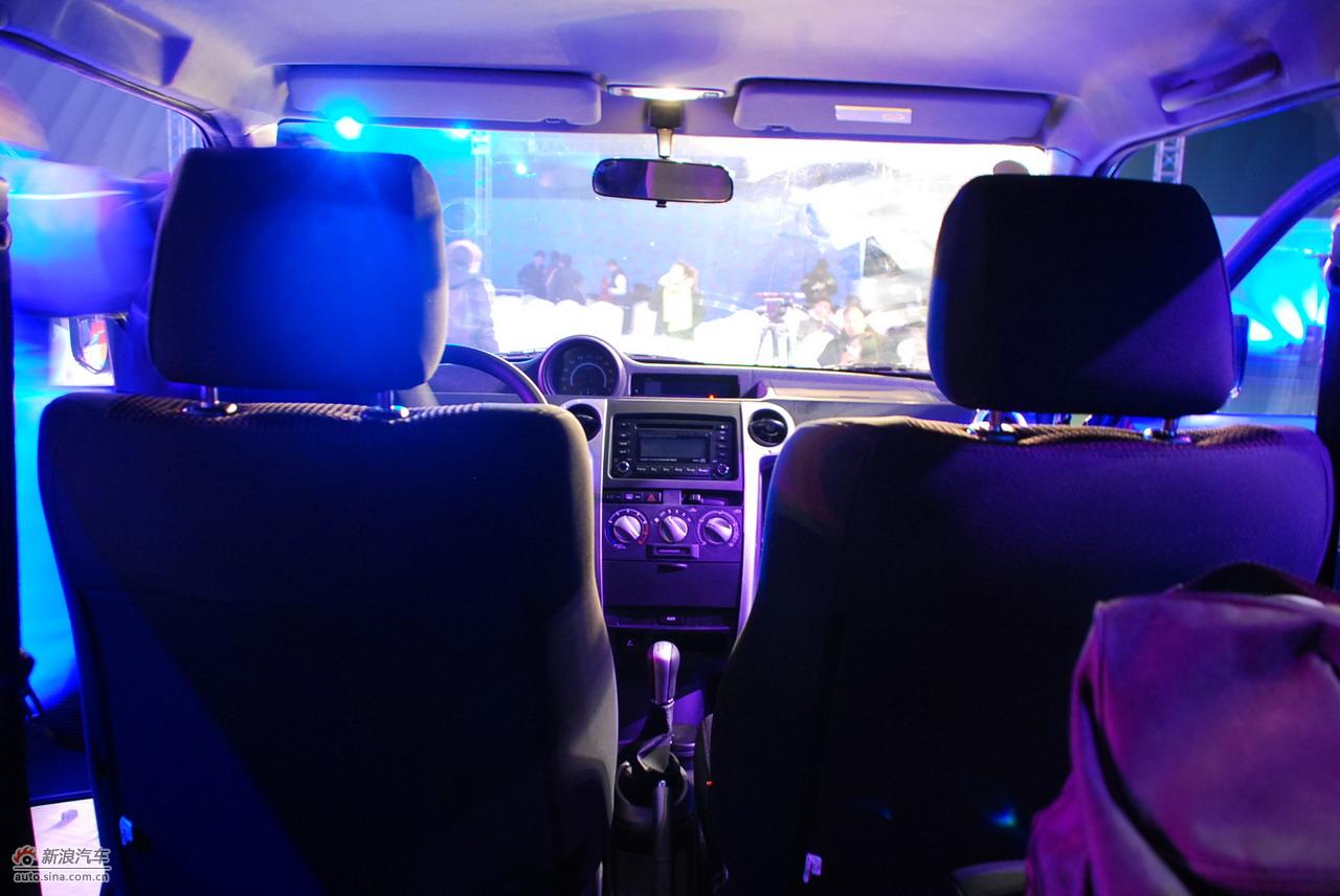 长城哈弗M2内饰图