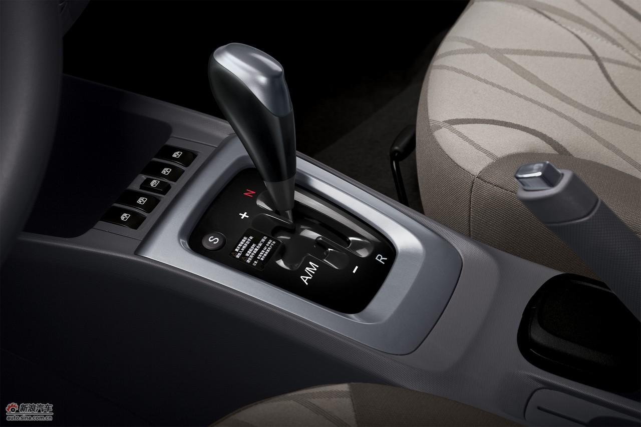 新赛欧两厢内饰