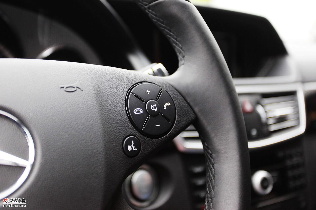 2010款奔驰E300L时尚型尊贵版