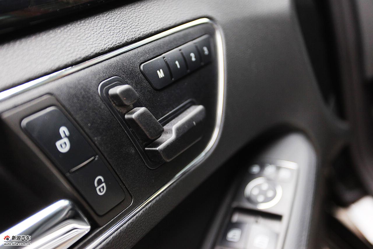 2010款奔驰E300L时尚型尊贵版