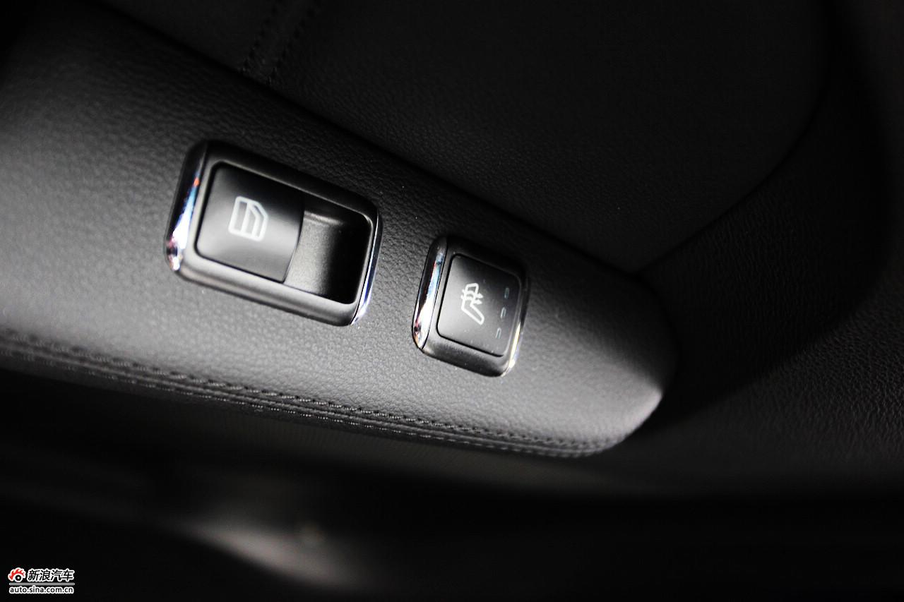 2010款奔驰E300L时尚型尊贵版