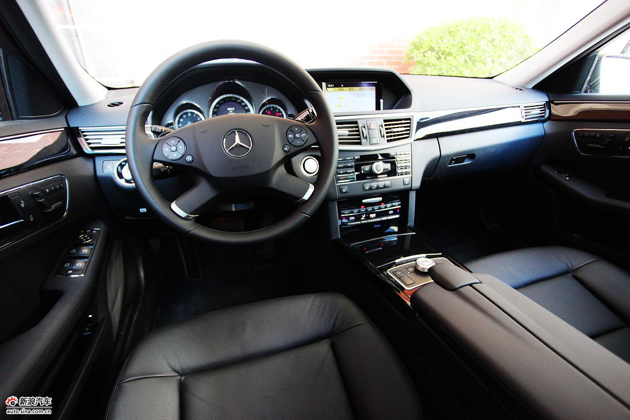 2010款奔驰E300L时尚型尊贵版