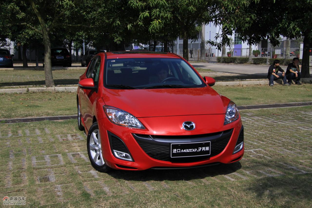 全新进口Mazda3两厢外观实拍图