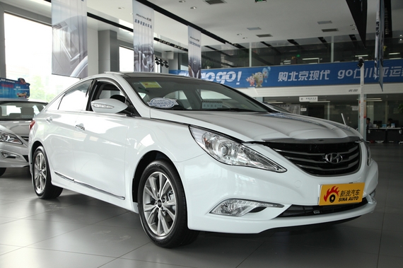 现代索纳塔八最高优惠3万元 现车充足