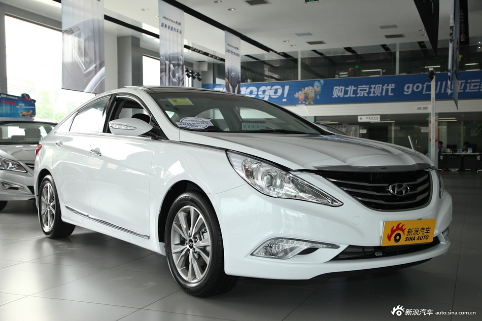 索纳塔八低价售卖 全系车型8.3折起