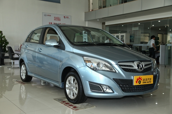 北汽E系最高优惠1万元 现车销售