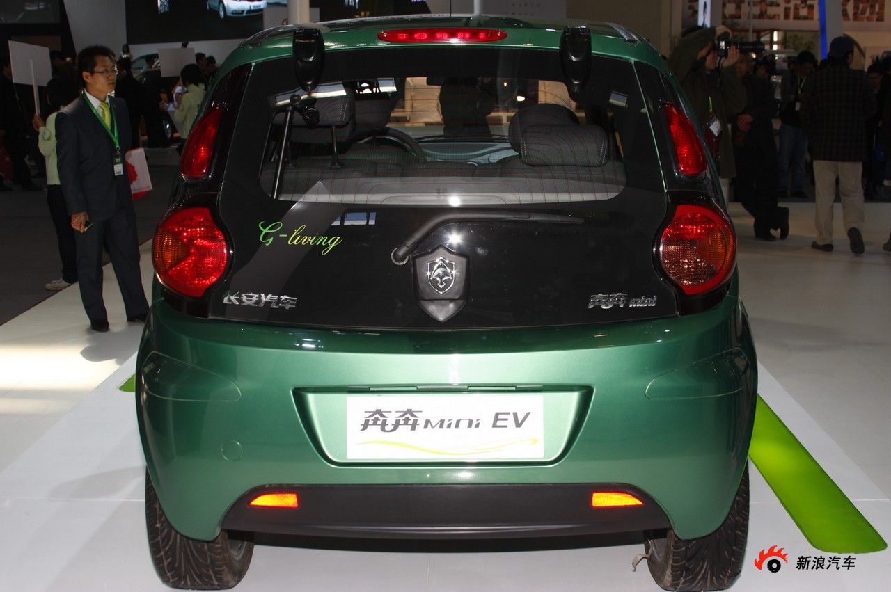 长安奔奔mini EV_奔奔mini图片_汽车图库_新浪汽车_新浪网