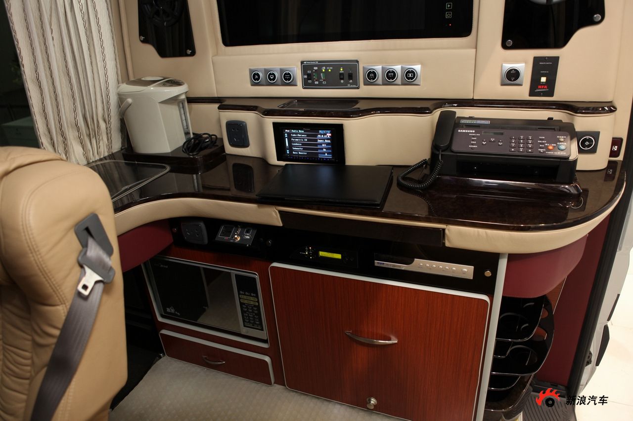 奔驰房车-尊铂_尊铂图片_汽车图库_新浪汽车_新浪网