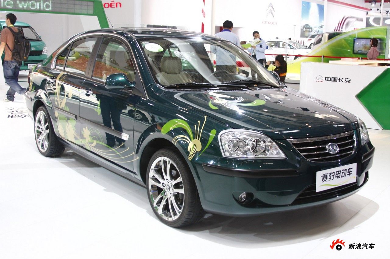 哈飞赛豹电动车