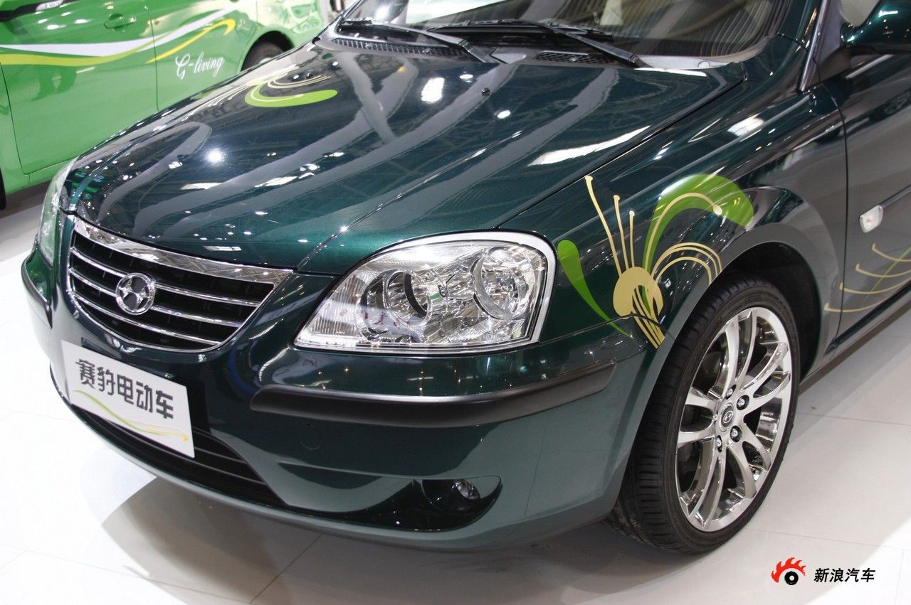 哈飞赛豹电动车