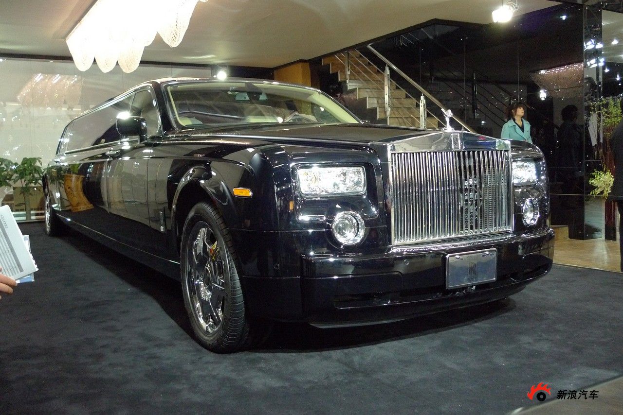 加长版劳斯莱斯幻影_加长版劳斯莱斯幻影图片