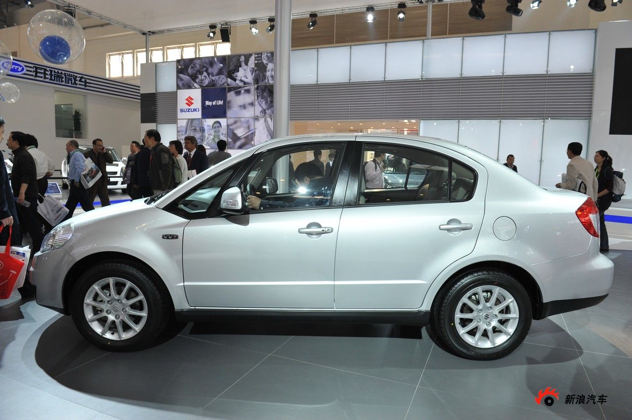 铃木天语SX4三厢_天语SX4三厢图片_汽车图库