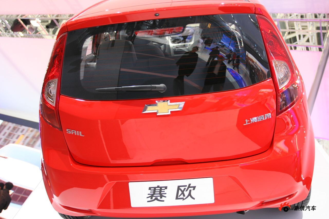 新赛欧两厢图片