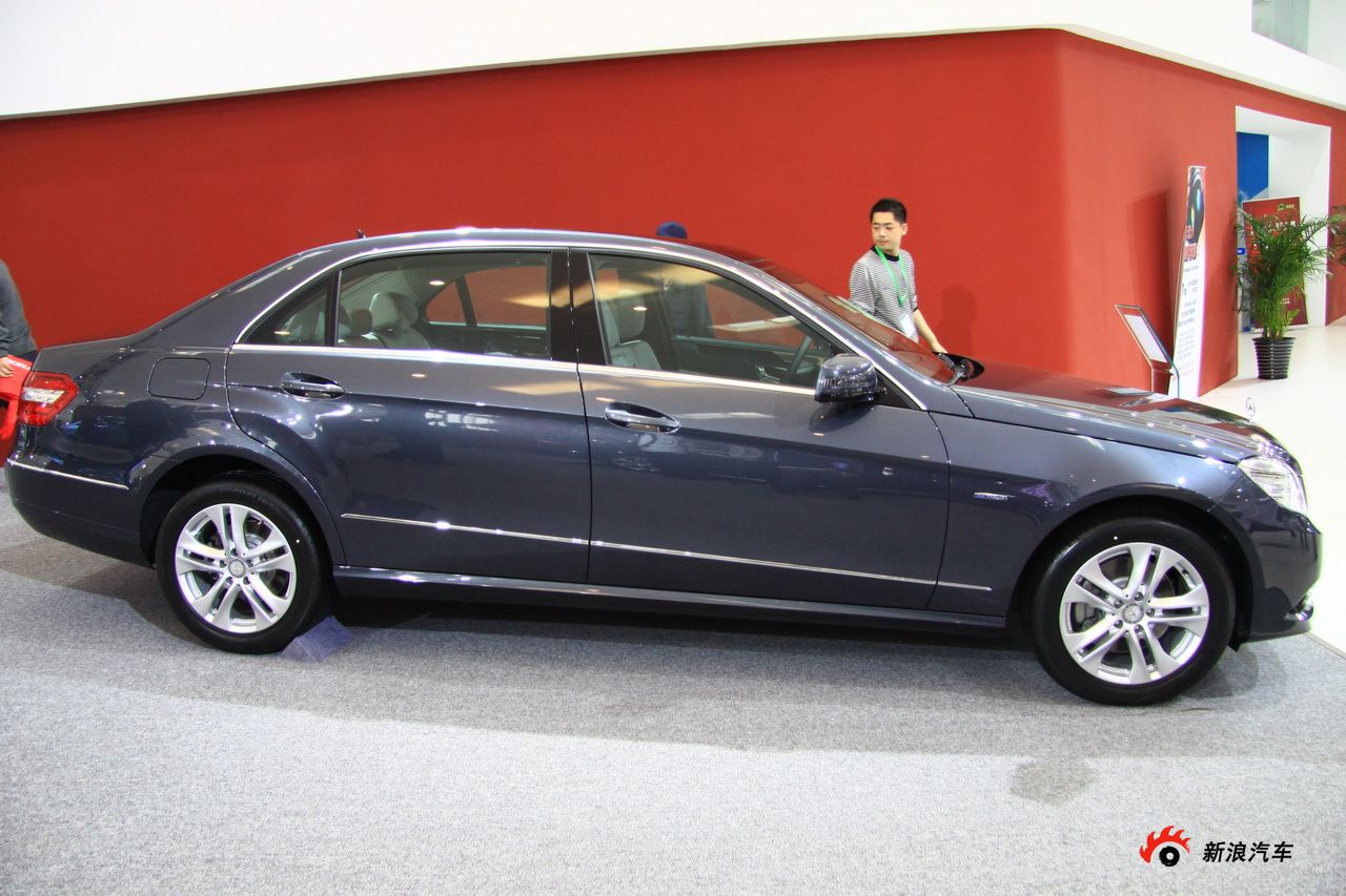 北京奔驰E260CGI_国产奔驰E级图片_汽车图库