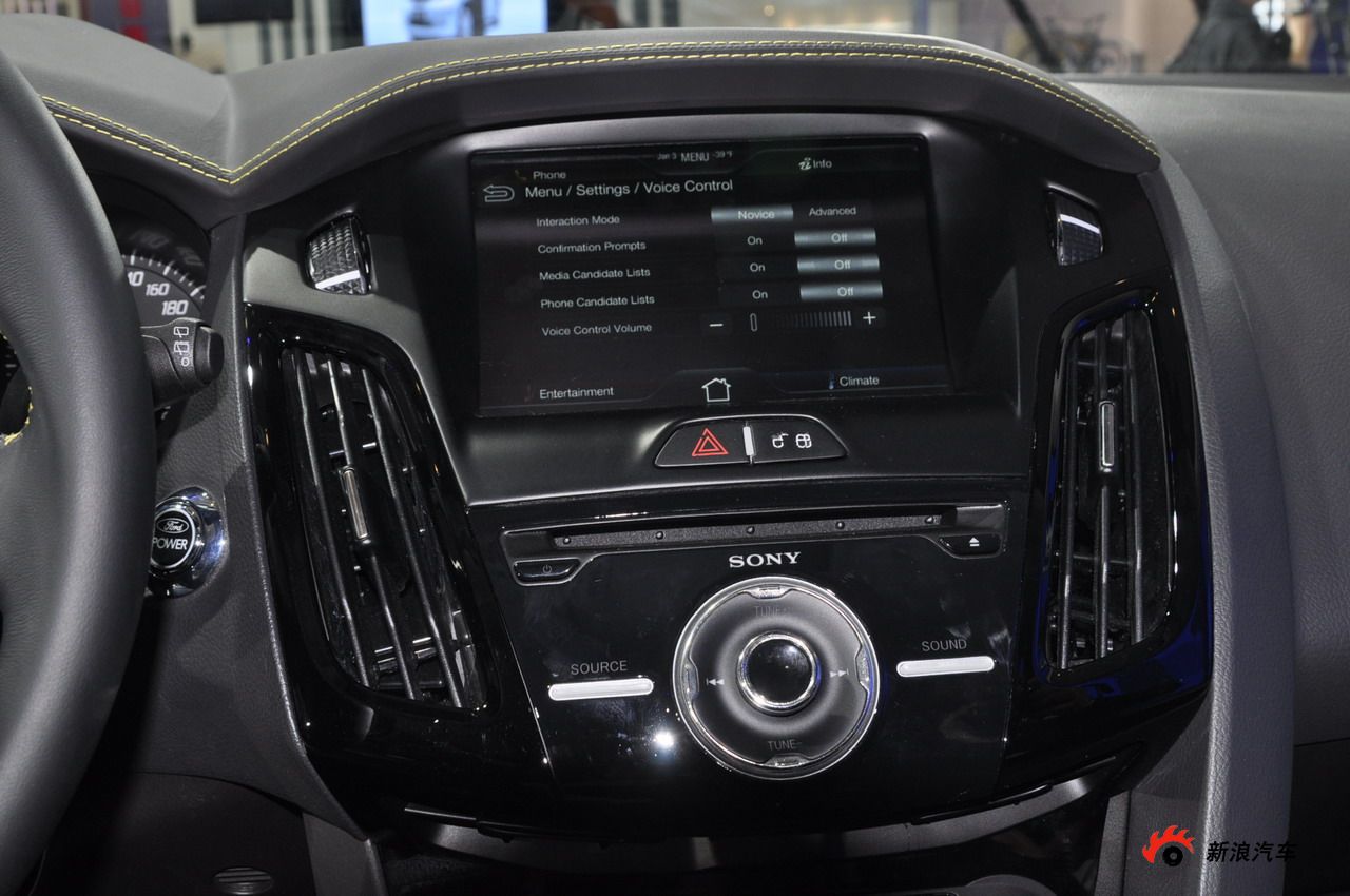 福特新福克斯两厢_新福克斯两厢图片_汽车图