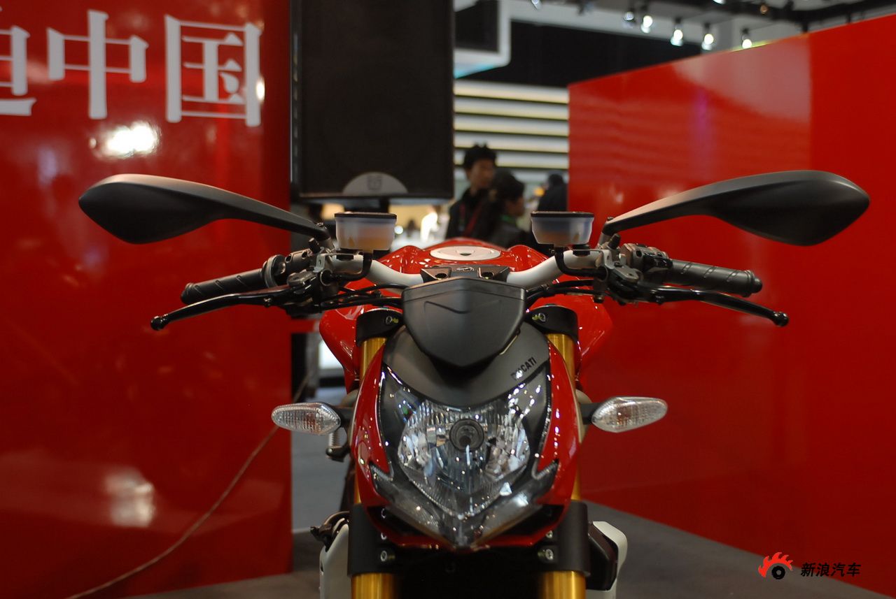 杜卡迪streetfighter_streetfighter图片_汽车图库
