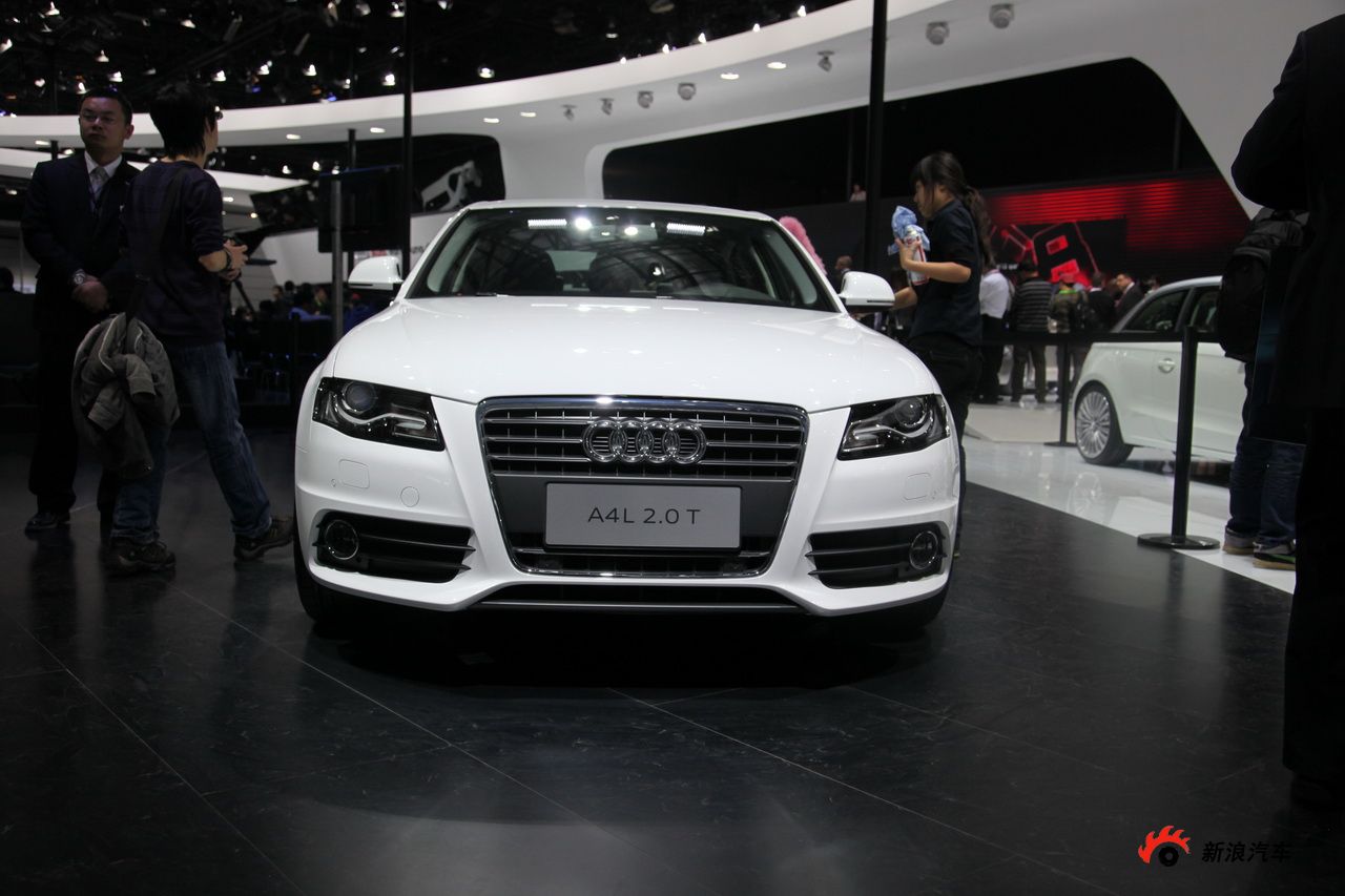 奥迪A4L 2.0T_奥迪A4图片_汽车图库