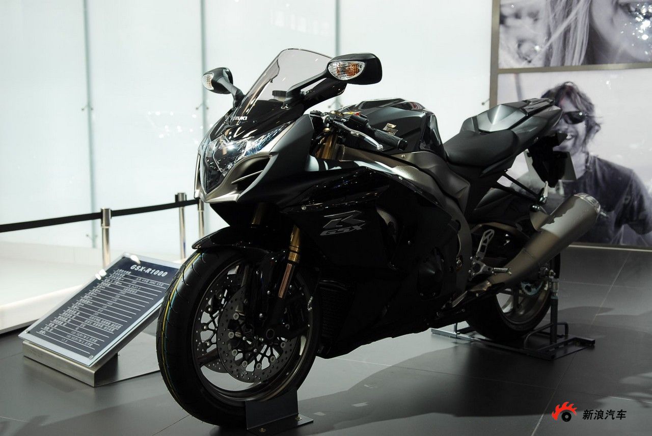 铃木GSX_GSX图片_汽车图库