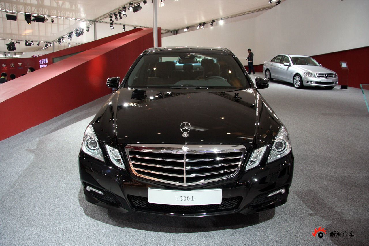 国产奔驰E300L_国产奔驰E级图片_汽车图库