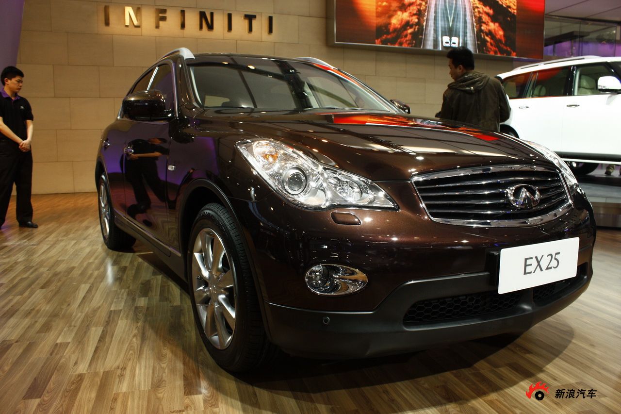 英菲尼迪EX25