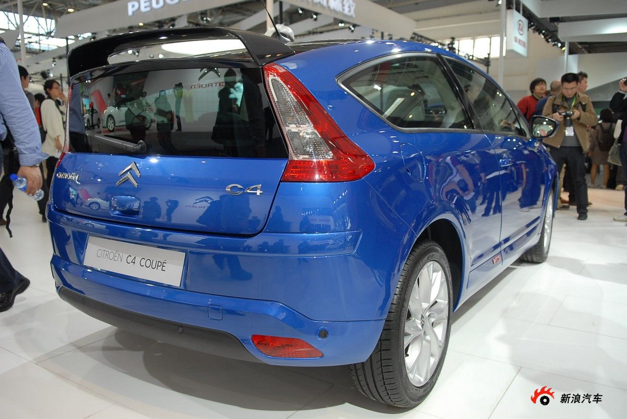 雪铁龙c4 coupe