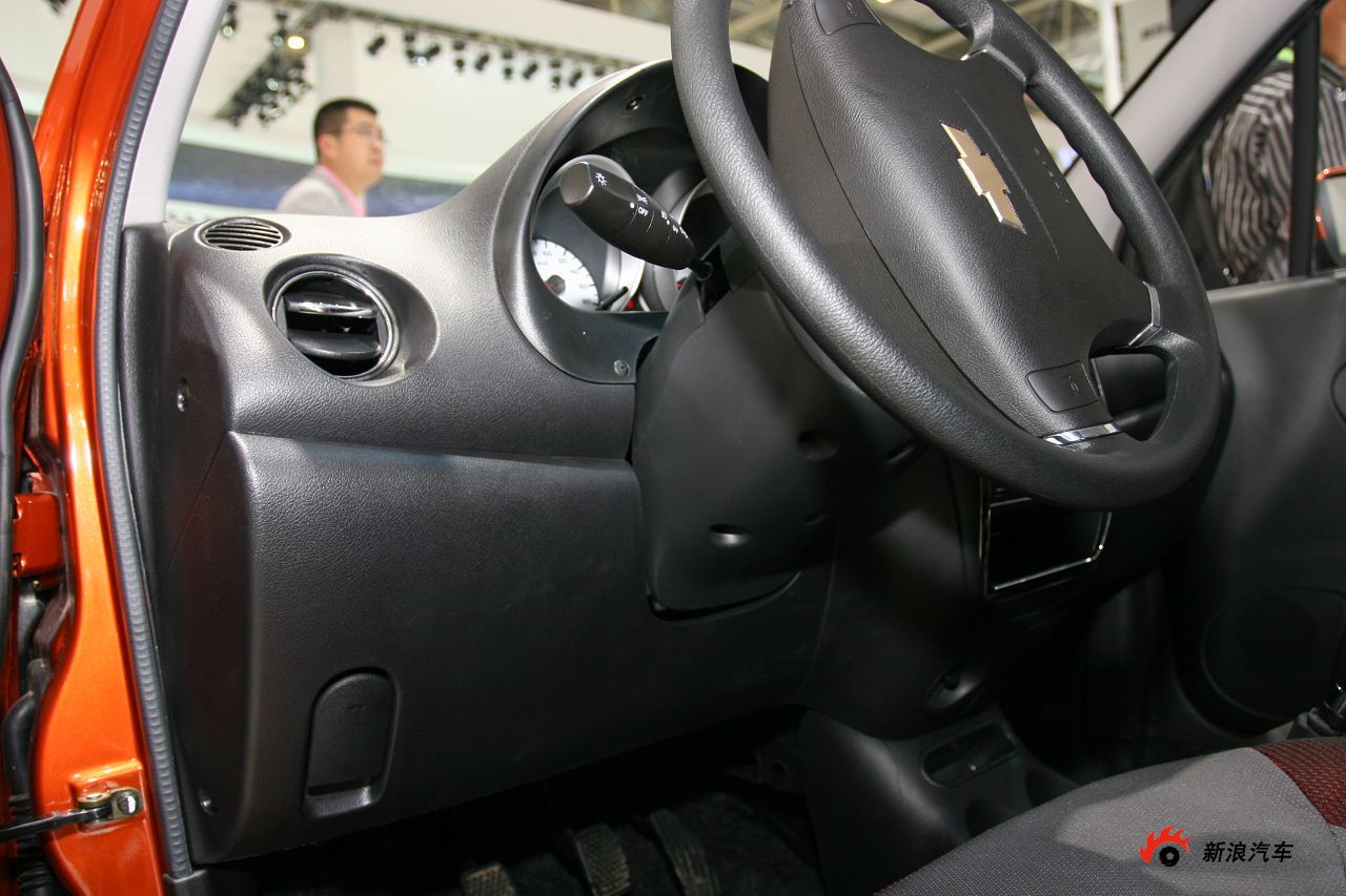 上海通用五菱乐驰