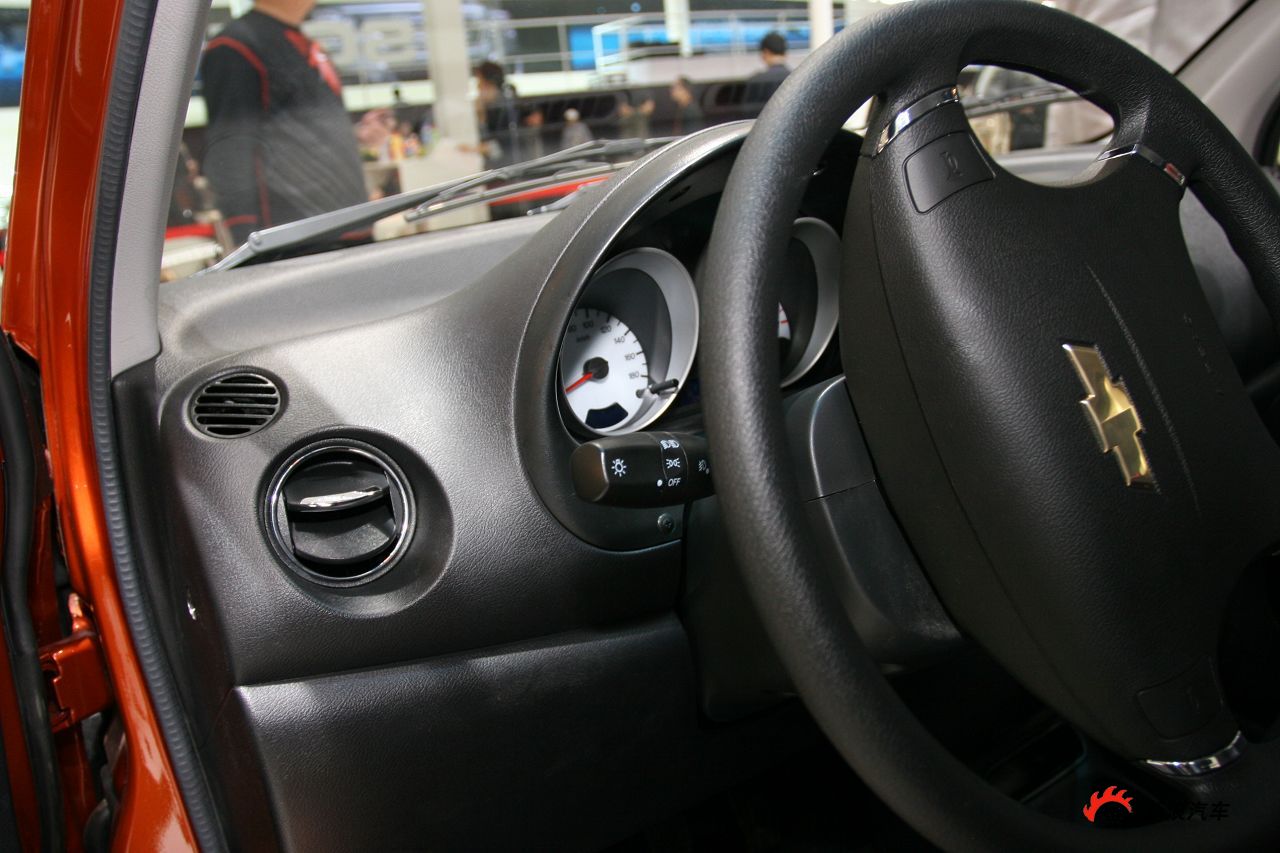 上海通用五菱乐驰