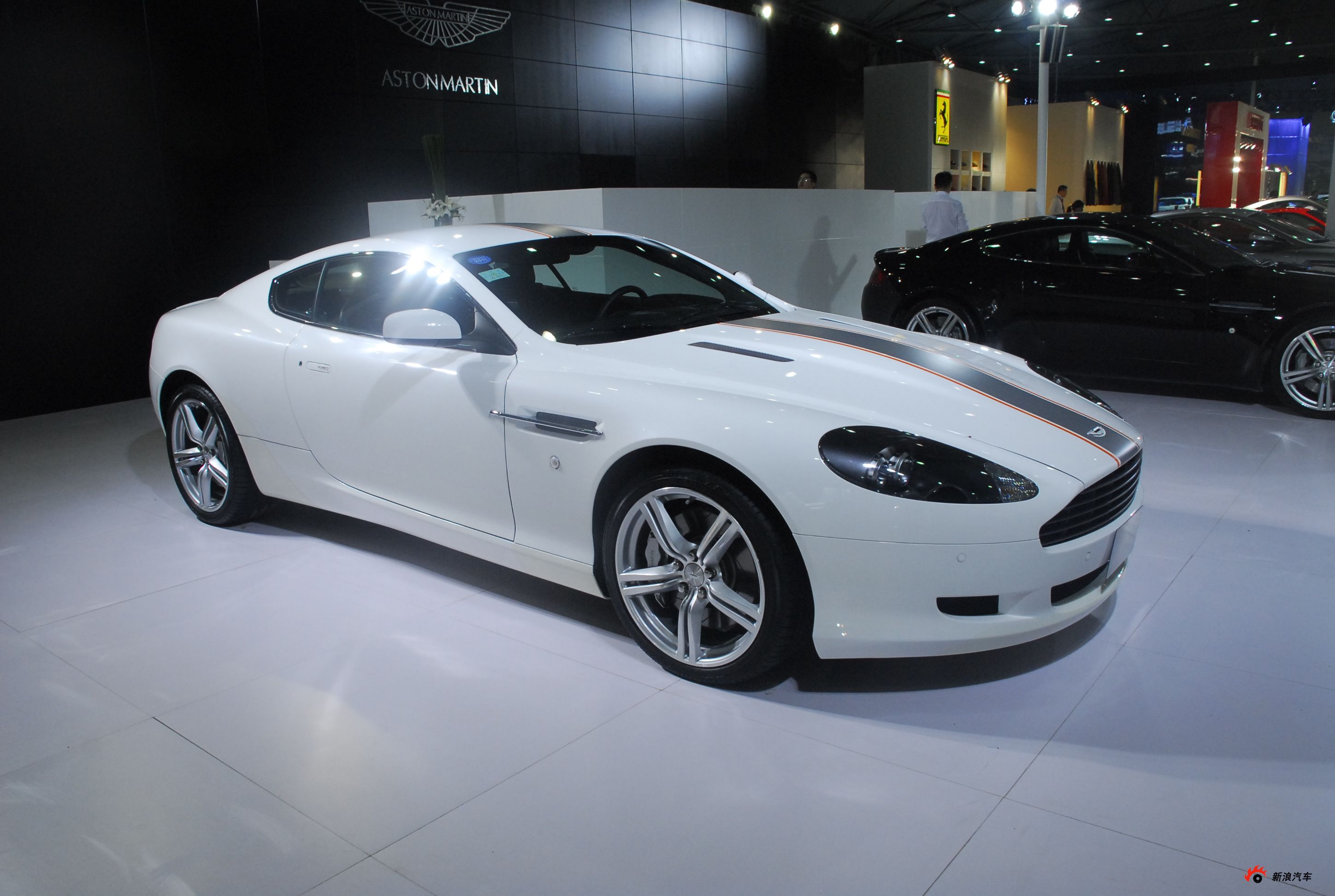 阿斯顿-马丁DB9_阿斯顿-马丁DB9图片_汽车图
