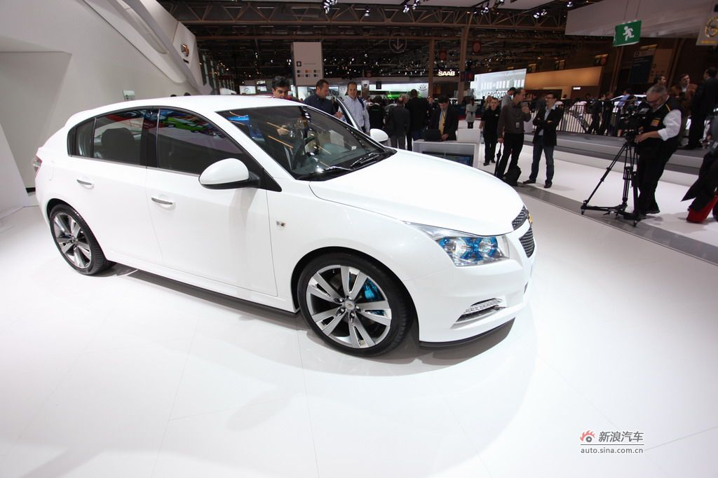 雪弗兰两厢科鲁兹_科鲁兹图片